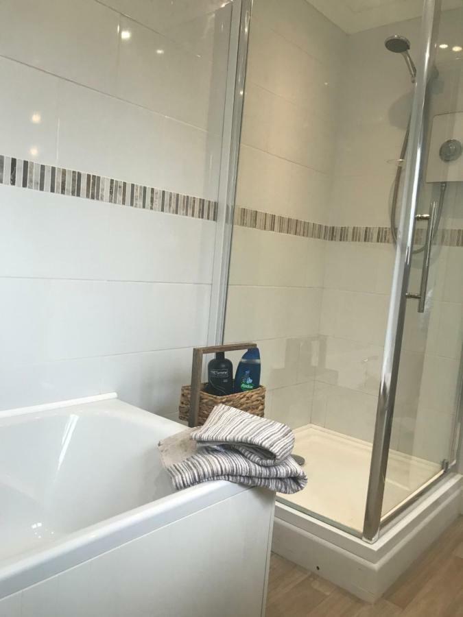 קארמרת'ן Towy Valley Retreat מראה חיצוני תמונה